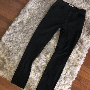 *WILL TAKE OFFERS* BLACK PACSUN JEANS